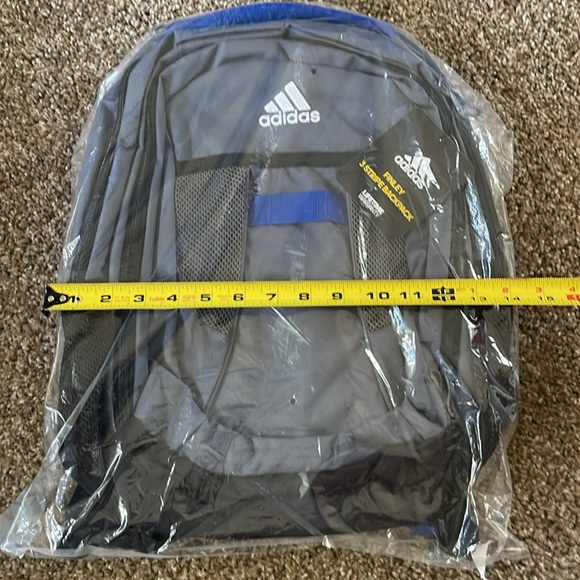 NWT Adidas Finley 3 Stripe Backpack - Picture 4 of 5